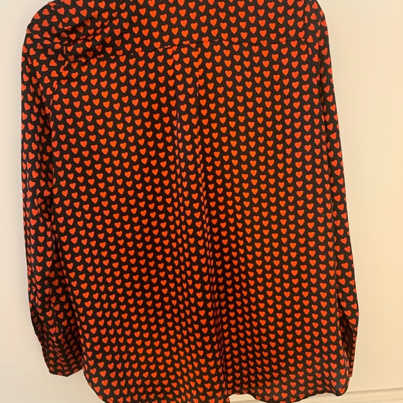 ACOA Collection Heart Pattern Blouse - Picture 2 of 7